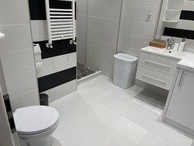 West Park 2 Residence By Lake View