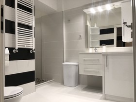 West Park 2 Residence By Lake View