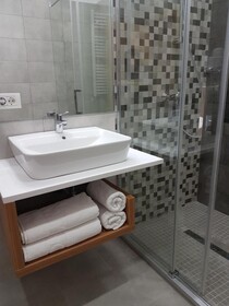 YMY Boutique Residence