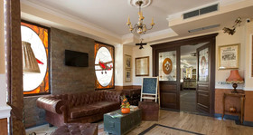 Aviator Boutique Hotel