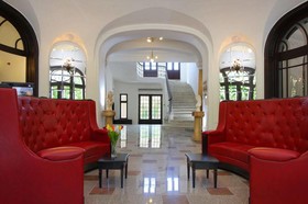 Hotel Palace