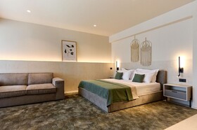 Alezzi Infinity Aparthotel & Spa