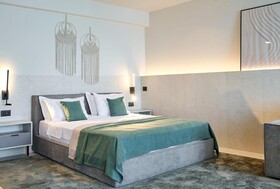 Alezzi Infinity Aparthotel & Spa