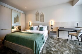 Alezzi Infinity Aparthotel & Spa