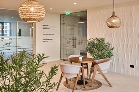Alezzi Infinity Aparthotel & Spa