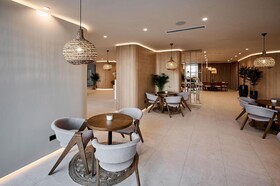 Alezzi Infinity Aparthotel & Spa