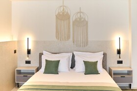 Alezzi Infinity Aparthotel & Spa