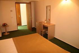 Hotel Bran Brad Bega