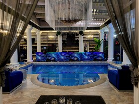 4Play Gentlemen's Club - Hotel Boutique