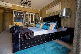 4Play Gentlemen's Club - Hotel Boutique