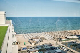 Alezzi Infinity Resort & Spa