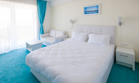 Blaxy Premium Resort