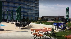 Blaxy Premium Resort