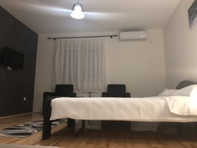 Airport Rest Apartments