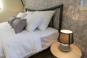 DJ City Vista - Luxury Apartments