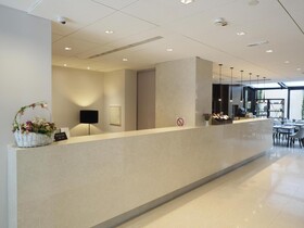 Envoy Hotel