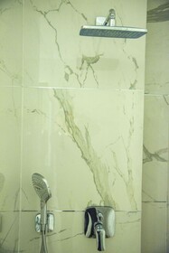 H41 Luxury Suites