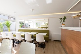 Hotel Tesla Smart Stay
