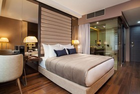 Saint Ten Hotel
