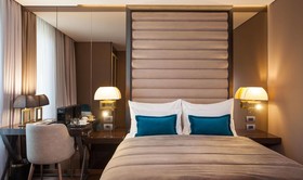 Saint Ten Hotel