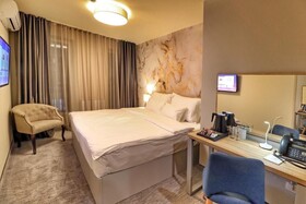 Skadarlija Nb Hotel
