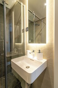 The Residence 59