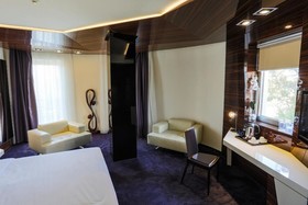 Best Western My Place Hotel