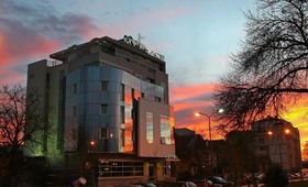 Best Western My Place Hotel