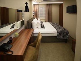 Hotel Ideo Lux