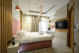 Luxury Hotel King Bo