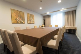 New City Hotel & Restaurant