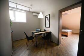 Manoir Apartments