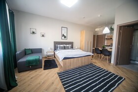 Manoir Apartments