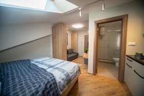 Manoir Apartments
