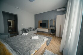 Manoir Apartments
