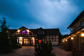 Angel Hotel
