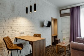 Florinn Hotel