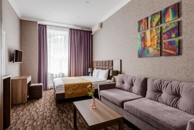 Florinn Hotel