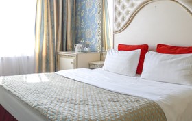 Gallery Voyage Hotel