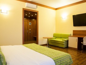 Angel Hotel