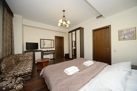 Angelina Hotel