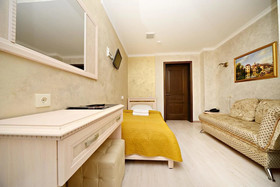 Angelina Hotel