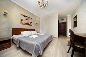 Angelina Hotel