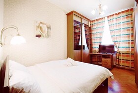 Apartlux on Karetnyy Ryad