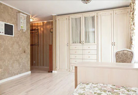 ApartLux on Kvesisstskaya Street