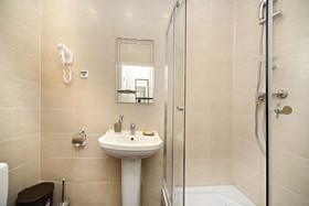 Apelsin Pushkinskaya