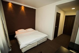Business City Hotel