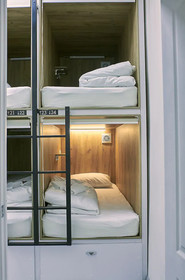 ArtCapsule Hostel