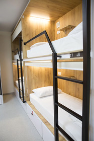 ArtCapsule Hostel