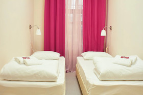 ArtCapsule Hostel